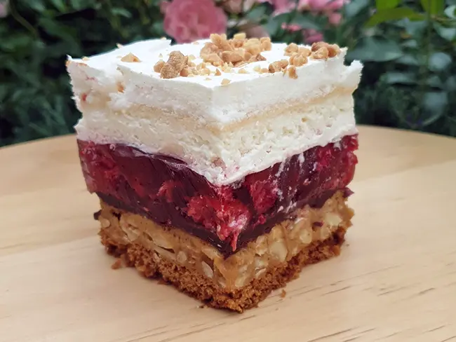 malinowe z orzechami