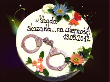 tort z kajdankami