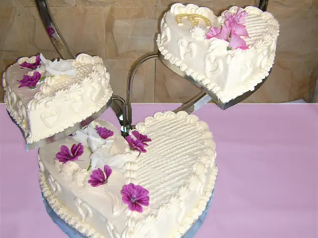 tort weselny 